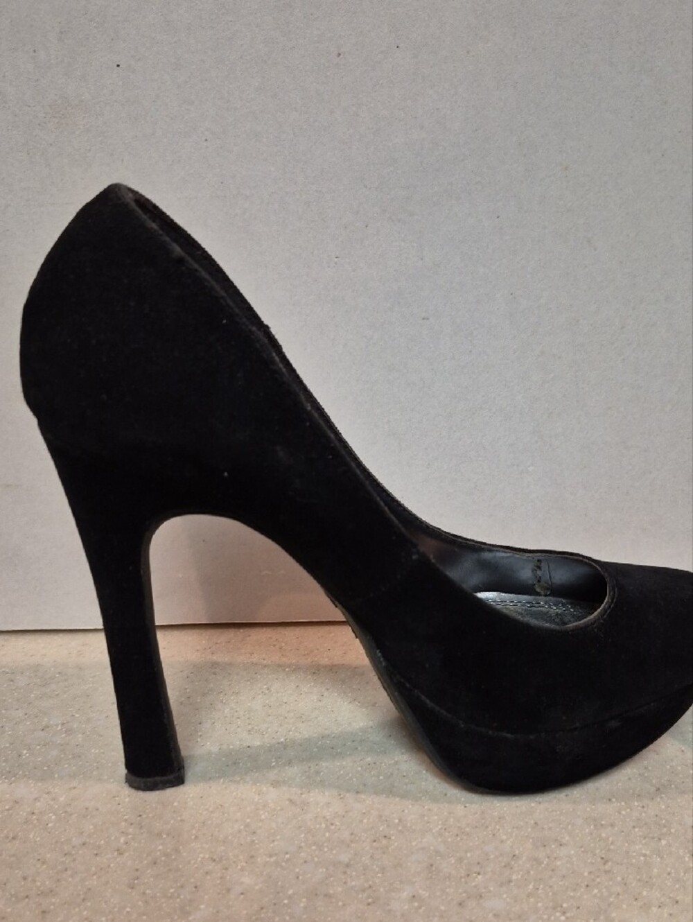 Rouge Helium Black Suede Platform Pumps Size 8 - Picture 5 of 11